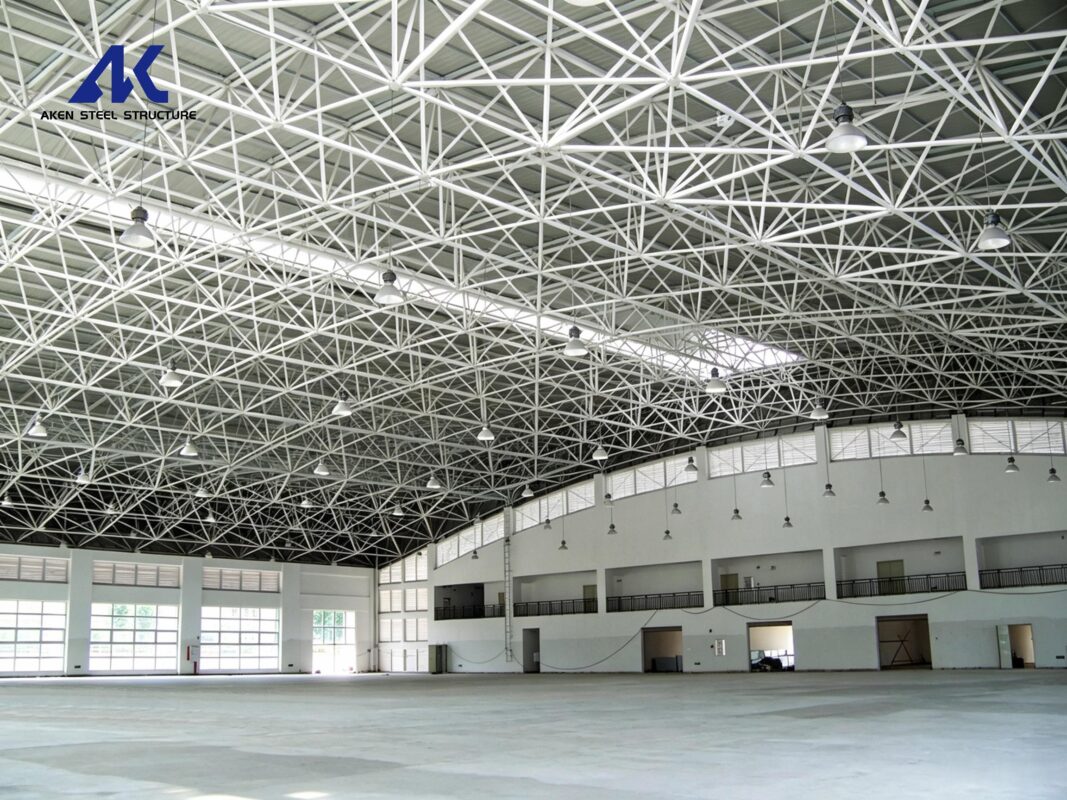 Large Span Space Frame for Indoor Public Places